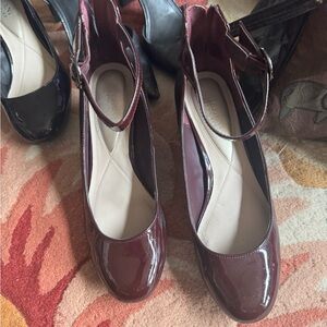 Cranberry heel block